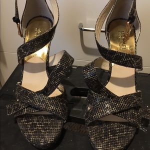 Michael Kor scrappy medium heel